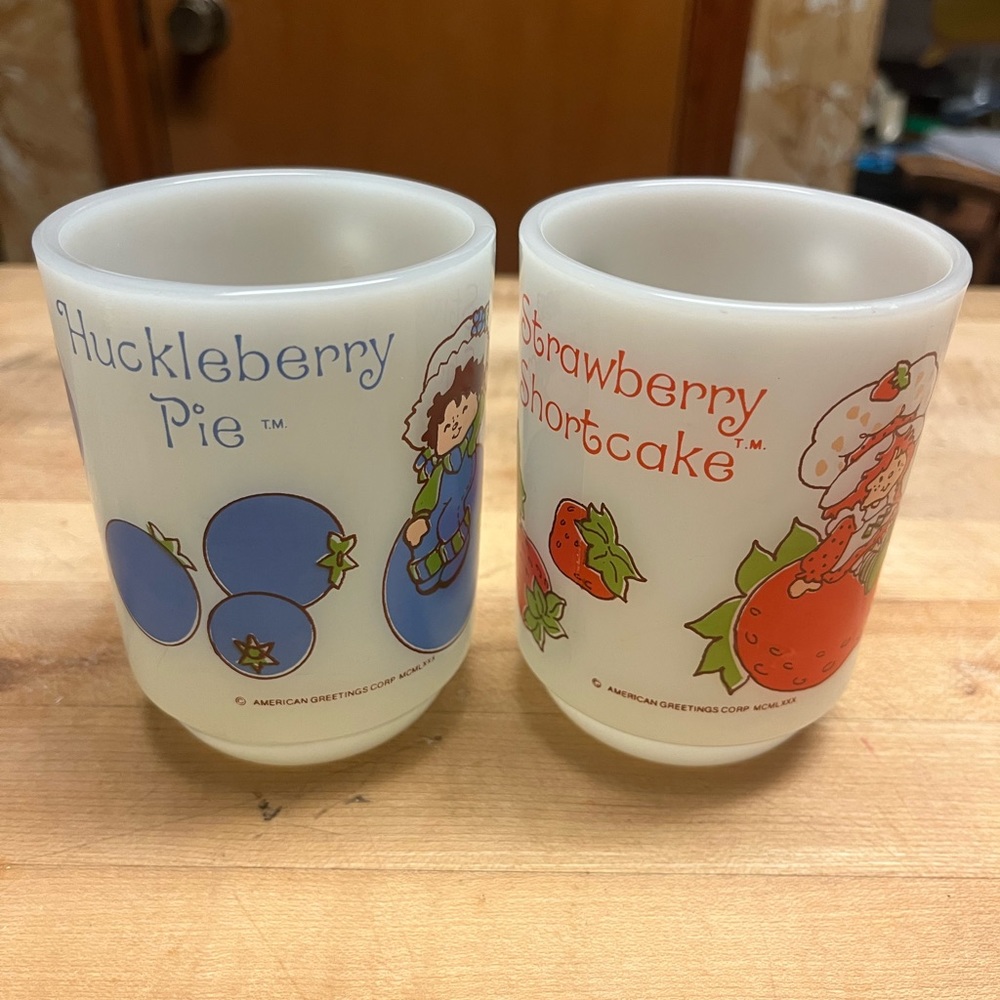 80s Anchor Hocking Strawberry Shortcake mugs